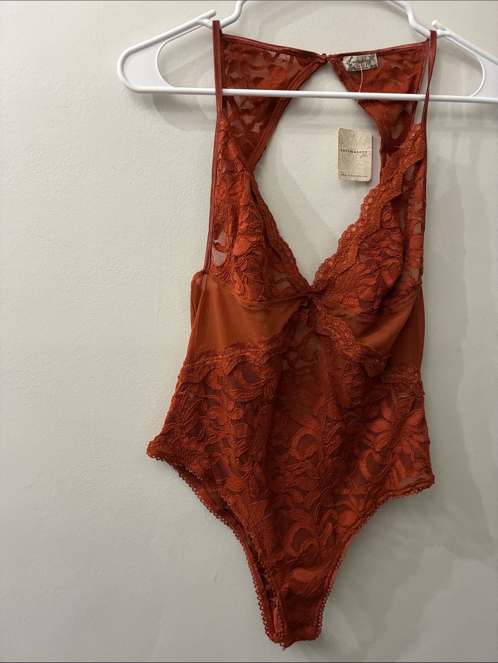 Intimately Free People - Lace Plunge Bodysuit in Rust -NWT - medium